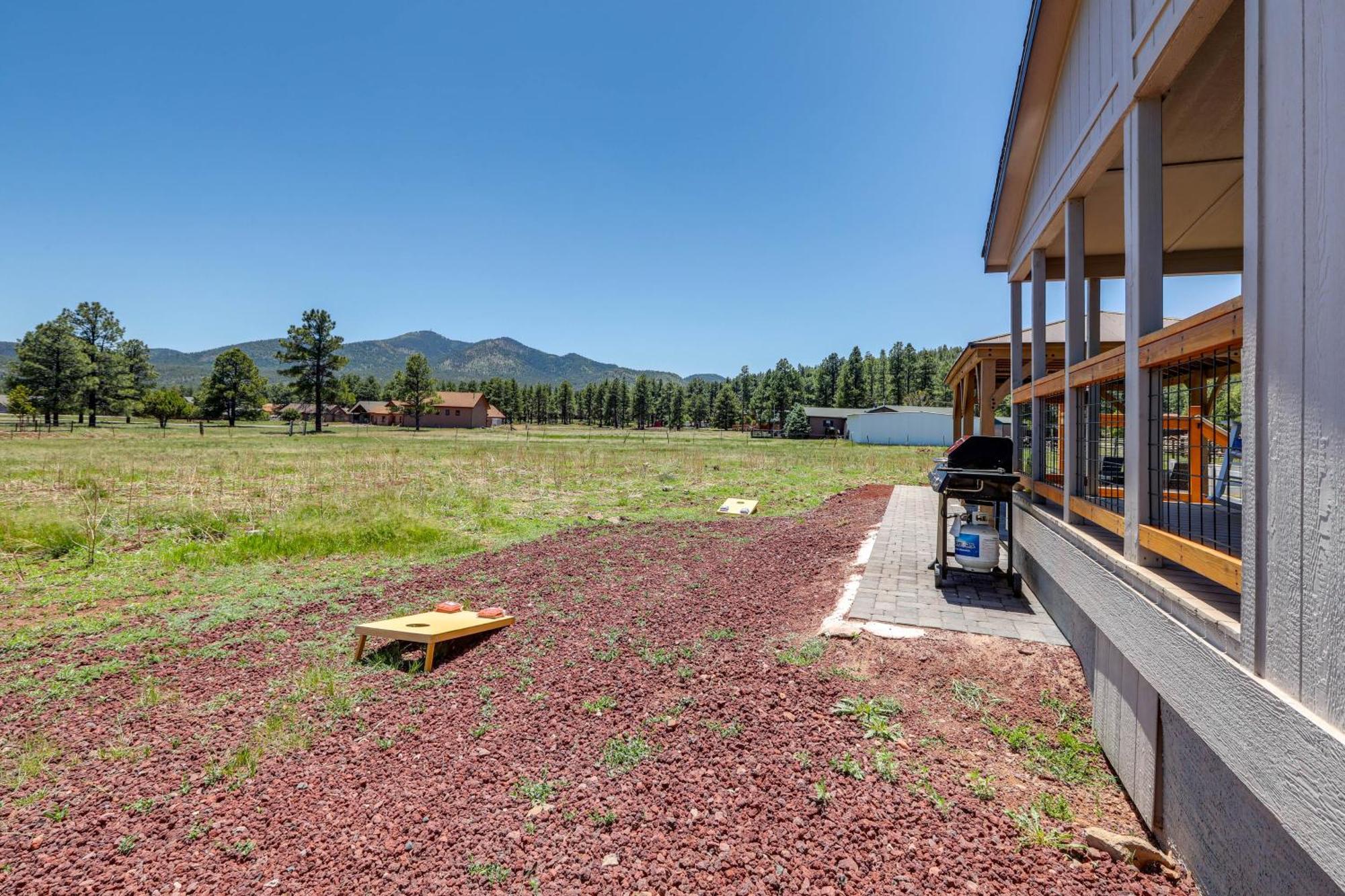Williams Home With Fire Pit And Mountain Views! エクステリア 写真